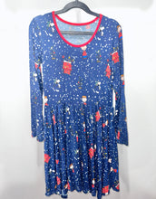 Load image into Gallery viewer, Little Snuggles Charlie Brown Christmas Dress Size 10
