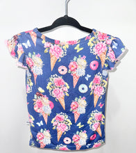 Load image into Gallery viewer, Brooke &amp; Peyton Blue Floral Top Size 2T
