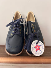 Load image into Gallery viewer, Willits Blue Lace Shoes Size 11
