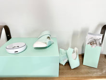 Load image into Gallery viewer, Owlet Monitor Duo &amp; Accessories
