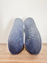 Load image into Gallery viewer, Native Blue Shoes Size C8
