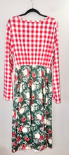 Load image into Gallery viewer, Abby &amp; Evie Floral Plaid Dress Size 2XL
