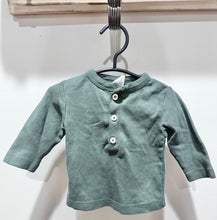 Load image into Gallery viewer, Kate Quinn Green Shirt Size 6-12m
